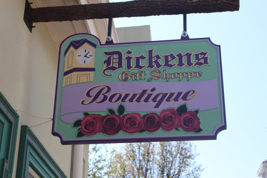 shop sign for "Dickens Gift Shoppe Boutique"